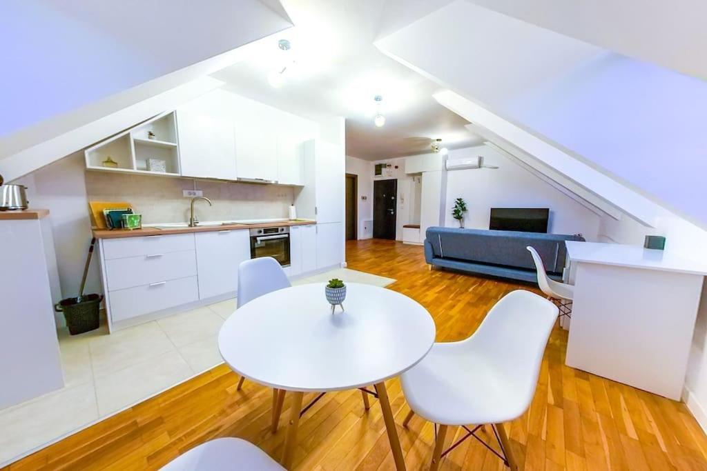 Bucharest Central D Apartment Экстерьер фото